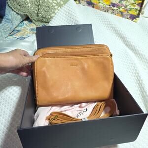 MINOOY EIRENE LEATHER CROSSBODY BAG   0.8L